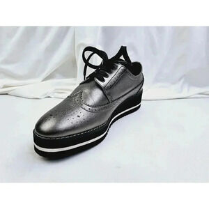 Zara Women's Size 40 (US 9.5-10) Charcoal Gray Wingtip Playform Lace Up Shoes